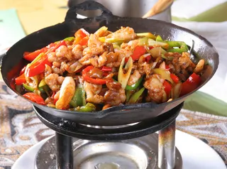 干锅仔兔肉  26元