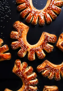 蛋糕店小蛋糕慕斯美食甜品图片