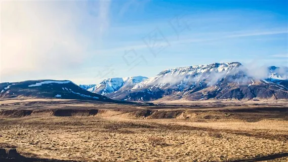 黄土地远处的雪山高清图片 黄土地远处的雪山高清图片