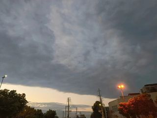 两色云朵高清图