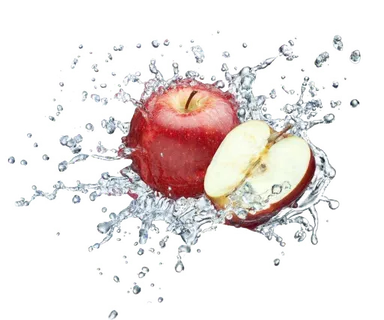 水中可口的苹果