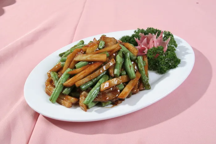 41土豆鲜肉焖豆角   保定风味