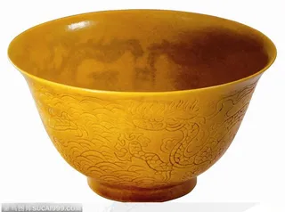 中华传统工艺品-黄色的瓷碗