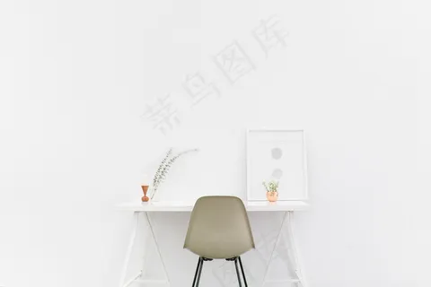 简约风办公桌椅图片