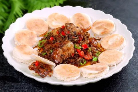 XCXC0537川--盐菜夹饼回锅肉 XCXC0537川--盐菜夹饼回锅肉