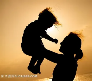 母亲和婴儿系列 - 抱着宝宝的幸福母亲