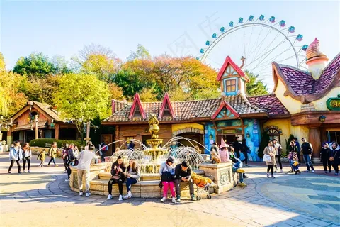 清新欧式乐园童话房子摩天轮喷泉高清图片 清新欧式乐园童话房子摩天轮喷泉高清图片