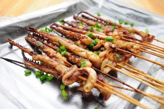 烧烤美食烤肉街边小吃油炸烤鱿鱼