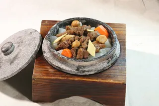 34石锅牛腩 珠江生活