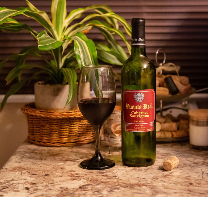 红酒广告图片素材