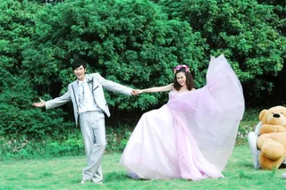 幸福恋人公园婚纱外拍高清图