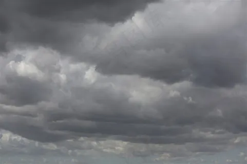 灰黑色的云朵 灰黑色的云朵