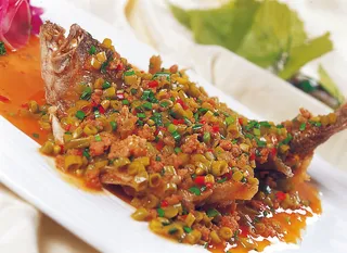 CXC00888风味烤鲈鱼48元份酸辣味