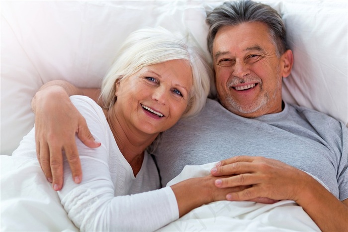 幸福的老年人素材图片