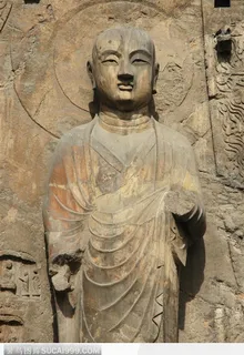 龙门石窟-奉先寺正壁右侧阿难像 龙门石窟-奉先寺正壁右侧阿难像