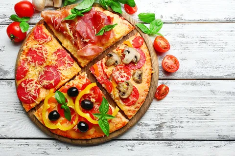 披萨美食烘焙实拍素材图高清摄影图