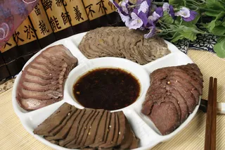   驴肉拼盘