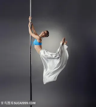 钢管舞舞者美女高清图片