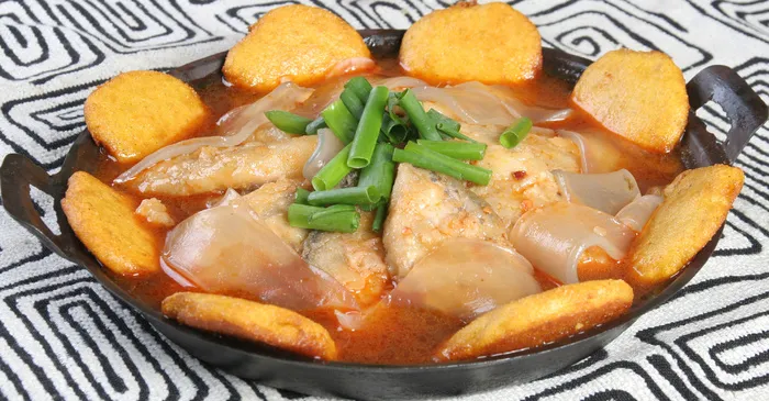 铁锅饼子焖带鱼26元