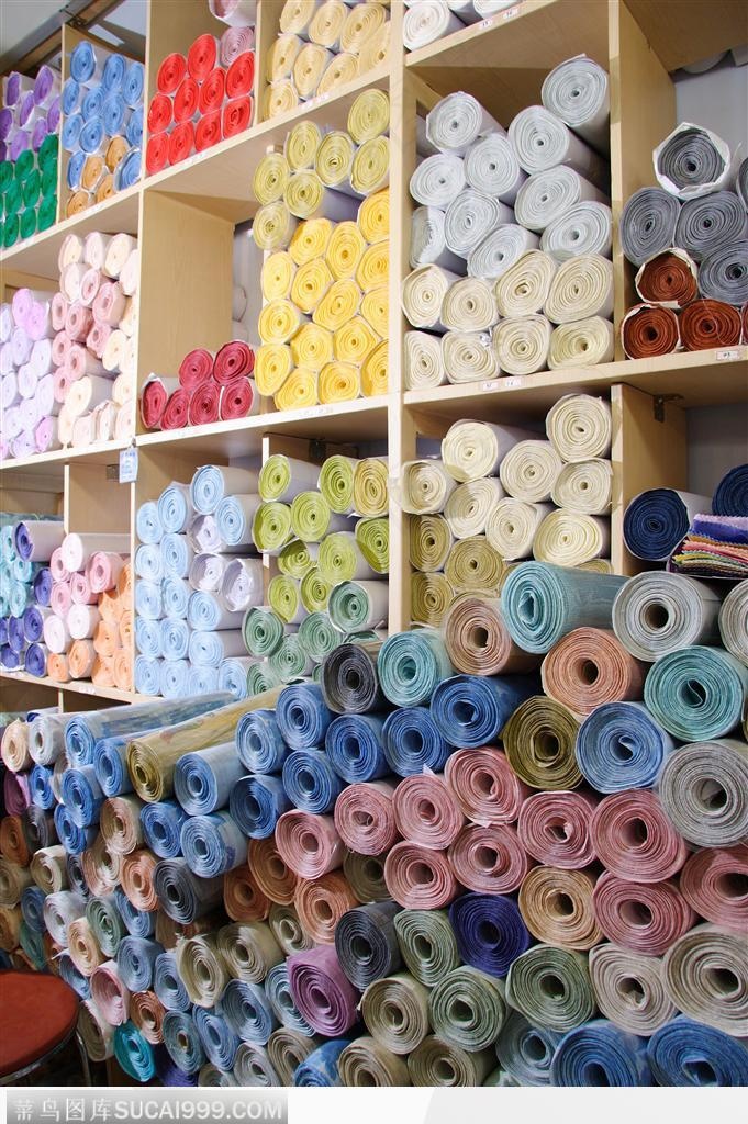 流行服饰-彩色的布料