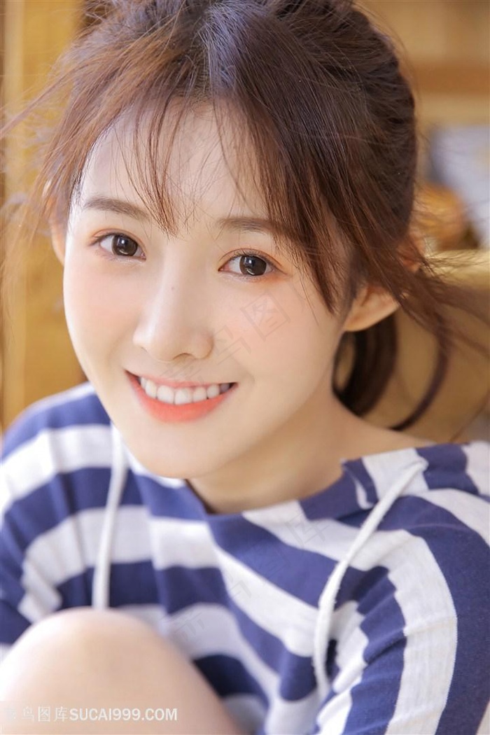 高清清纯女生摄影图片