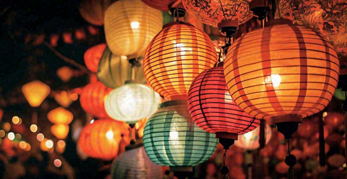 灯笼喜庆中秋佳节夜晚，元宵节摄影图(1364x704)