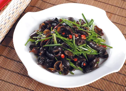 89XC-321土韭菜炒小云耳