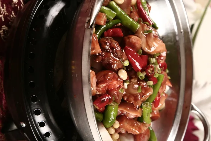 干锅黄豆猪尾