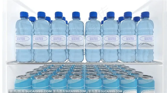 超市摆放的矿泉水