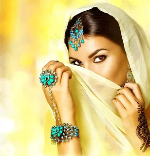 充满诱惑的印度美女图片