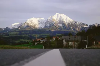 冬天白色背景风景