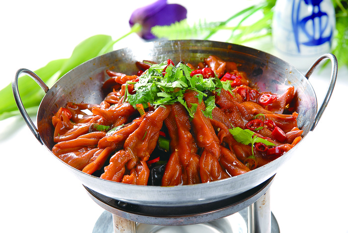 干锅美食焖锅湘菜麻辣香辣纸锅干锅鸭掌