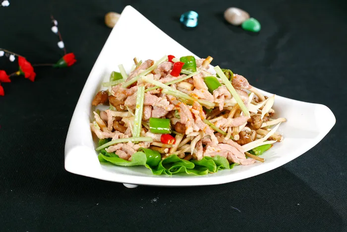 R01074香菇炒肉丝 (2)