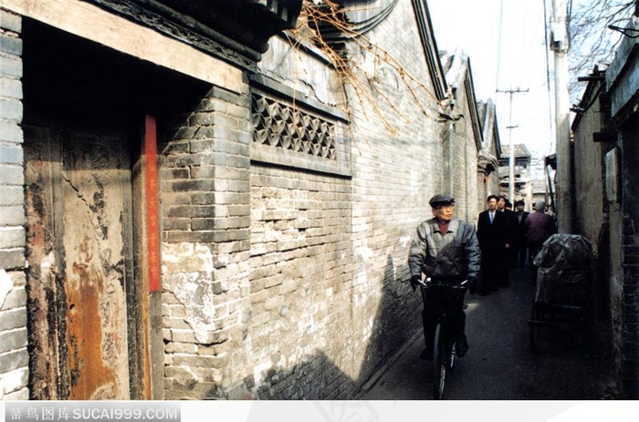 北京印象-街道中骑单车