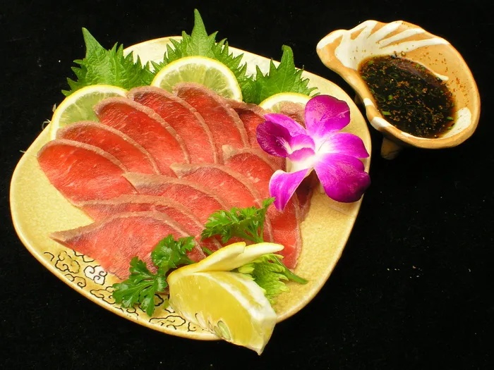  生吃牛肉  