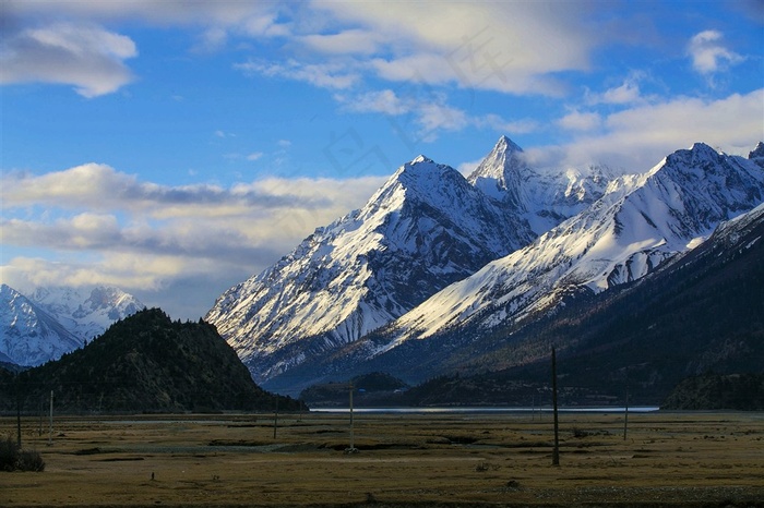 西藏昌都然乌湖风景高清图片