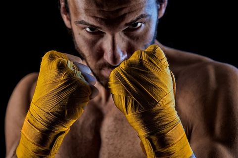 打拳击的人物大图