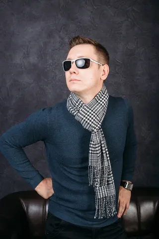 闷骚男帅哥图片