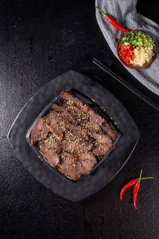 火锅菜品配菜牛肉卤香牛肉
