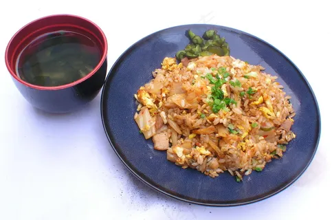 0988辣白菜炒饭 0988辣白菜炒饭