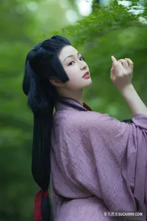 肤白貌美的和服少女图片