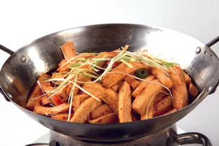 干锅美食焖锅湘菜麻辣香辣纸锅干锅千页豆腐