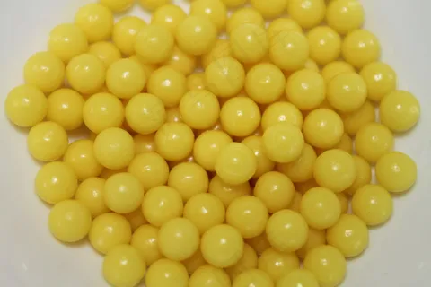 黄色圆形糖果图片 黄色圆形糖果图片