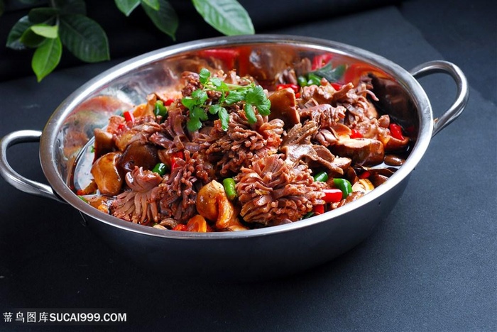 中华美食干锅干锅鸡杂摄影图