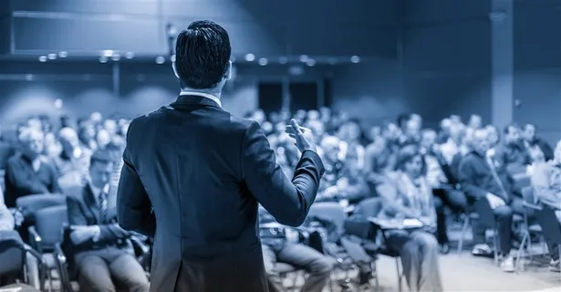 成功人士商务会议演讲高清 成功人士商务会议演讲高清