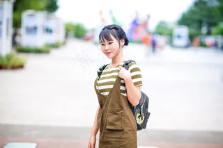 清新唯美可爱的女孩摄影图片