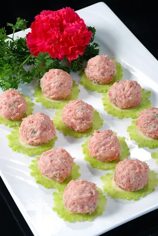 特色美食香草丸子