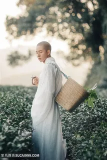 被背篓的古装帅哥图片男人图片 被背篓的古装帅哥图片男人图片
