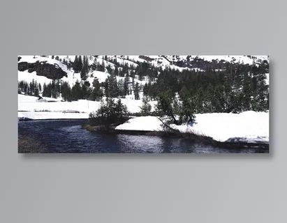 雪山下的溪流 雪山下的溪流