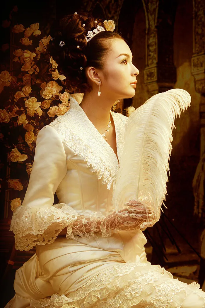 婚纱美女摄影图片